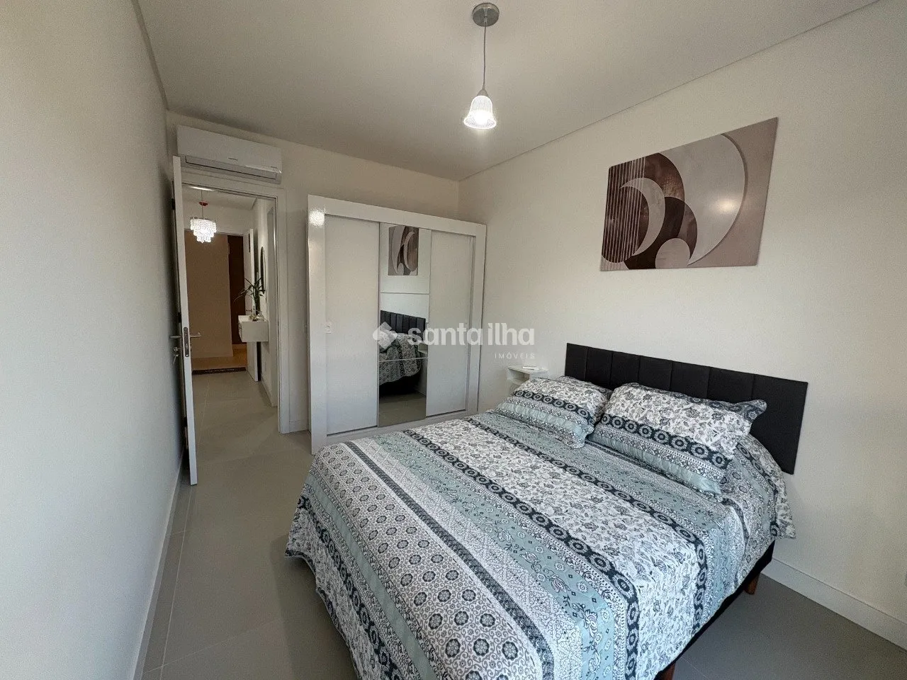 Furnished 1-bedroom apartment with 57 m² and parking — photo 8