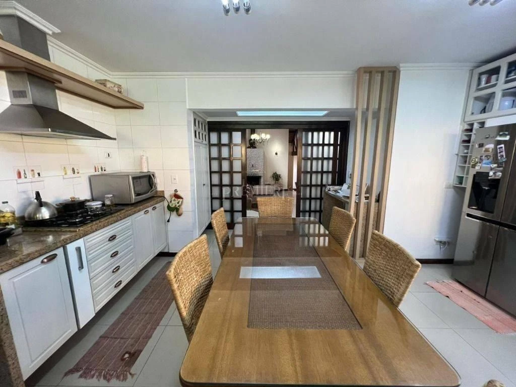 Furnished house with 5 bedrooms and 4 en-suites — photo 2