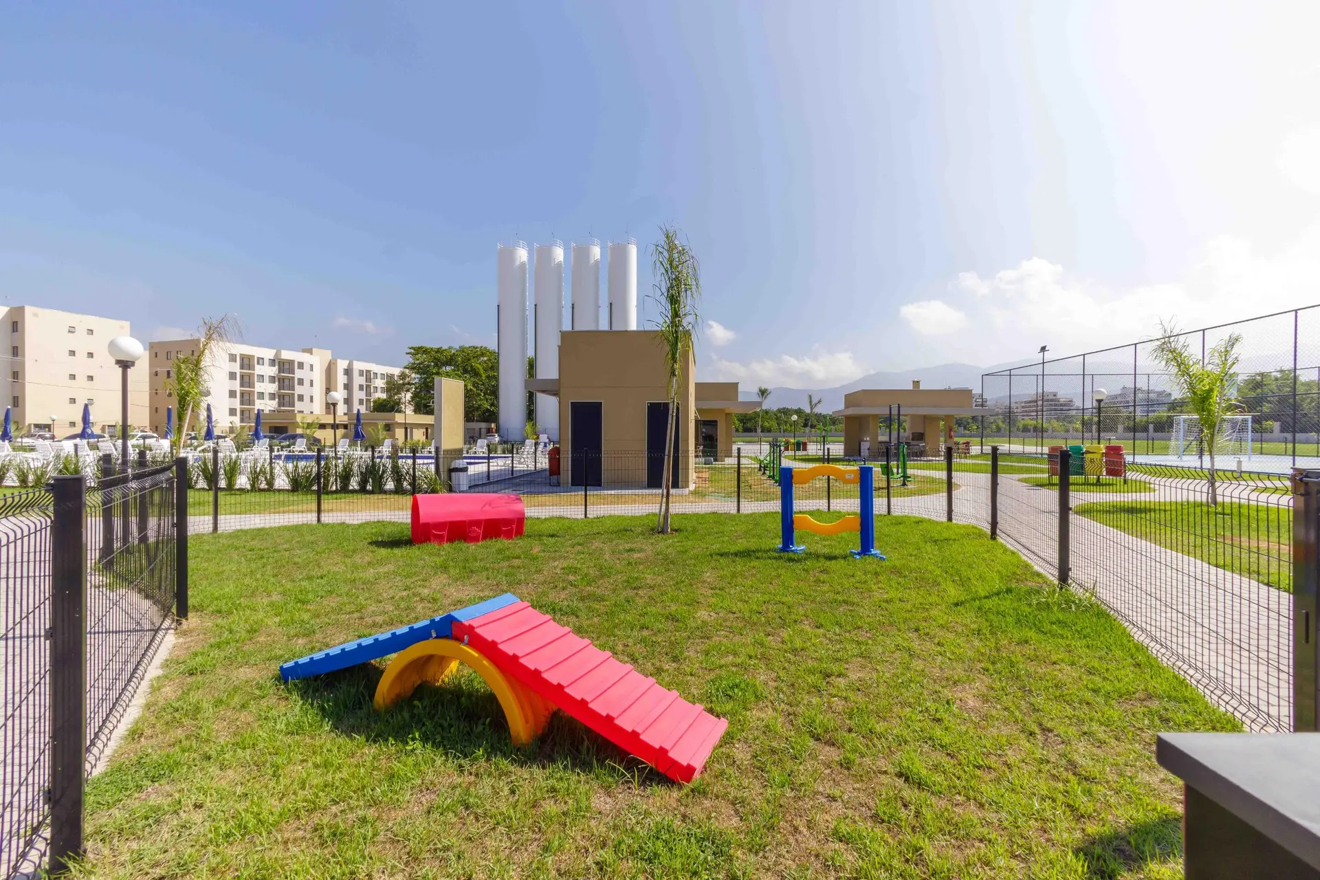 Apartamento sem mobília com 2 quartos e varanda — photo 43