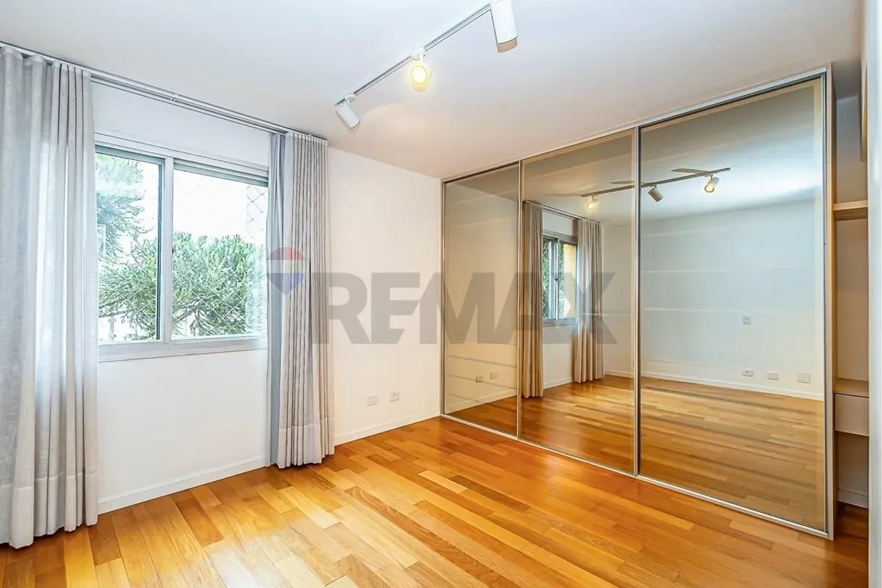 3-bedroom apartment with a separate gas kitchen — photo 28