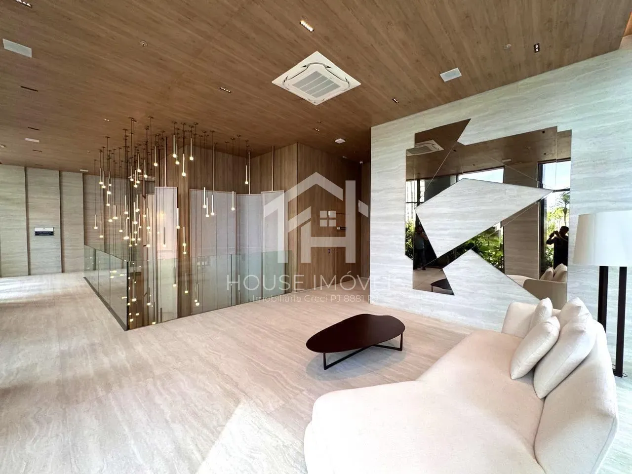 Departamento de 3 dormitorios con ventanales de piso a techo — photo 40