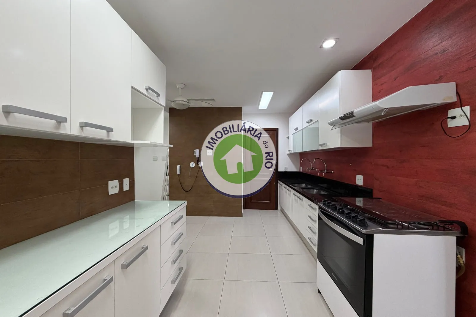 Apartamento sem mobília com 4 quartos e 5 banheiros — photo 34