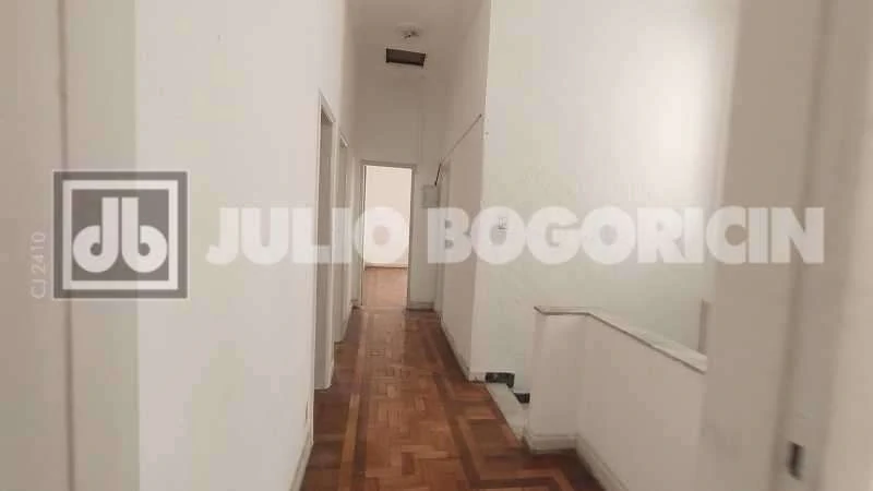 Duplex house with 4 bedrooms, 3 parking spaces and 206 m² — photo 9