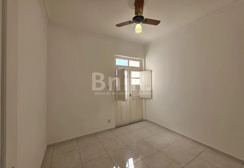 Apartamento com cozinha separada, 3 quartos e 1 banheiro — photo 5