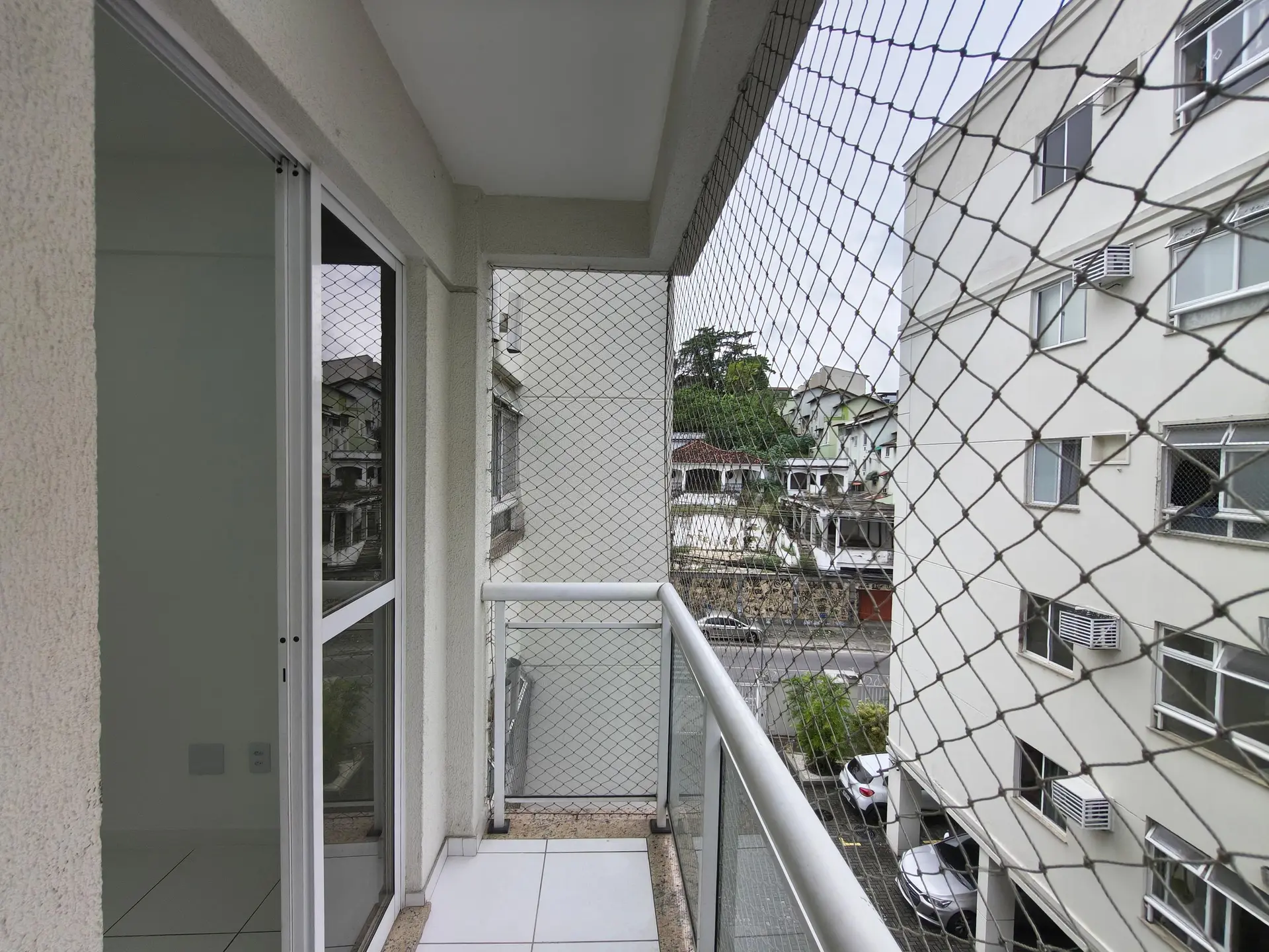 Home office in a 2-bedroom apartment, 57 m² — photo 28