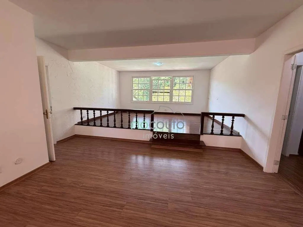 Casa com 5 quartos, 990 m² e 2 vagas, perto das janelas — photo 128