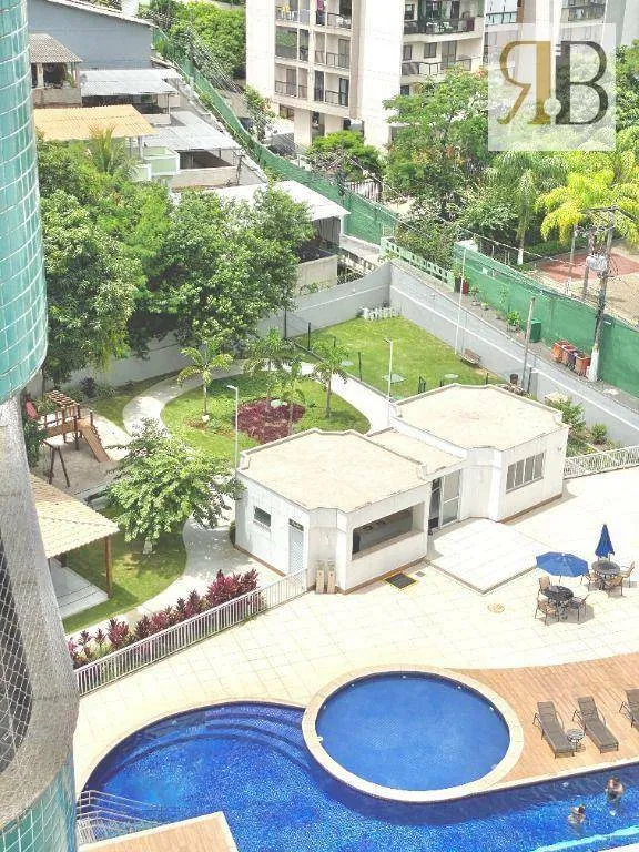 Рабочее место и 4 спальни: квартира 252 м² — photo 31