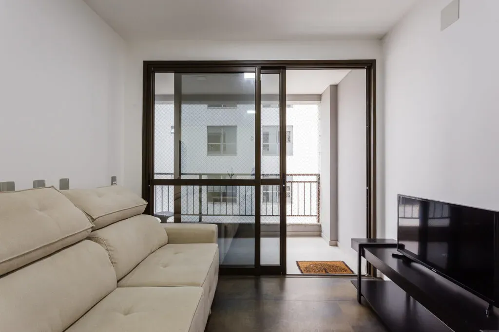 Apartamento amueblado con jardín privado y barbacoa — photo 2