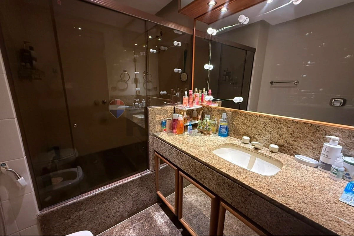 Cobertura duplex de 420 m² com 4 suítes e 3 vagas — photo 27