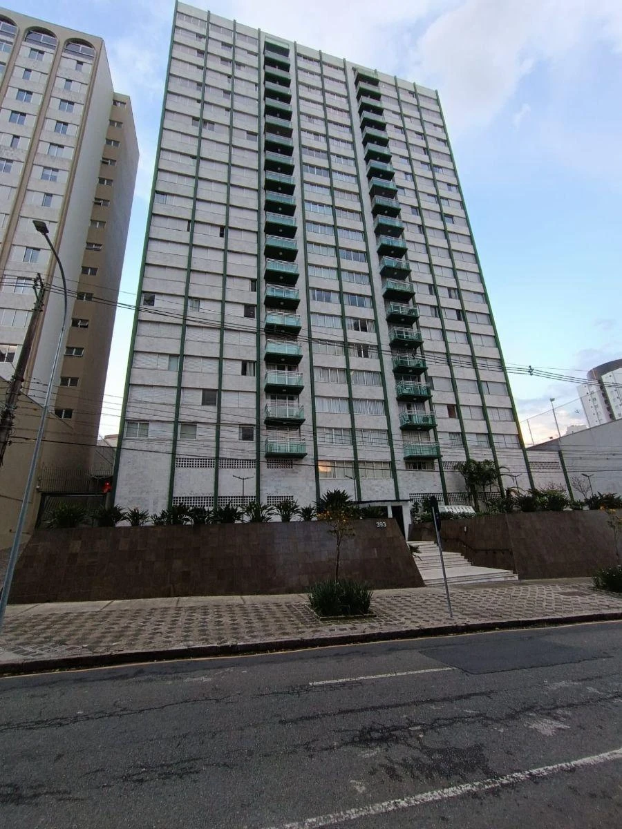 Apartamento de 156 m² com secadora e janelas do piso ao teto — photo 14