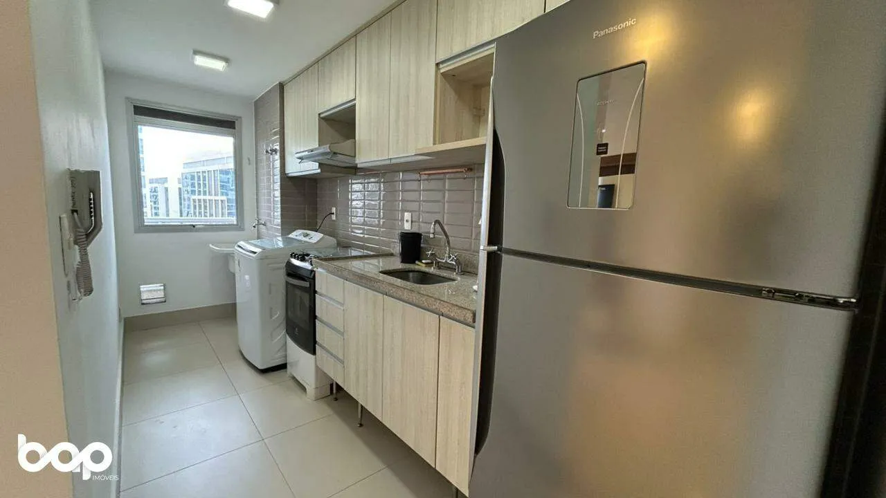Apartamento mobiliado com 2 quartos e 2 banheiros — photo 2