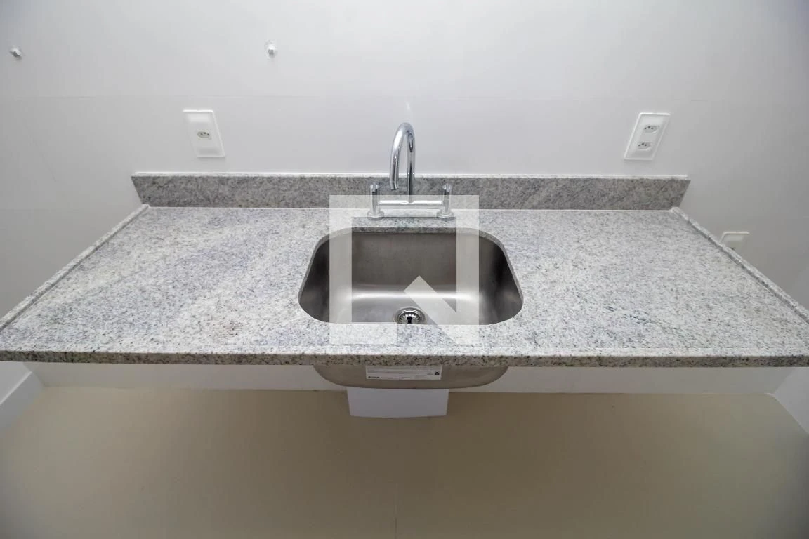 Unfurnished apartment with 2 bedrooms, 1 en-suite — photo 46