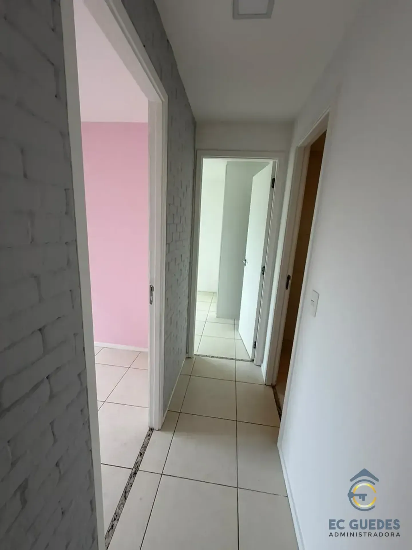 2-bedroom apartment with a mountain view in Rio de Janeiro — photo 30