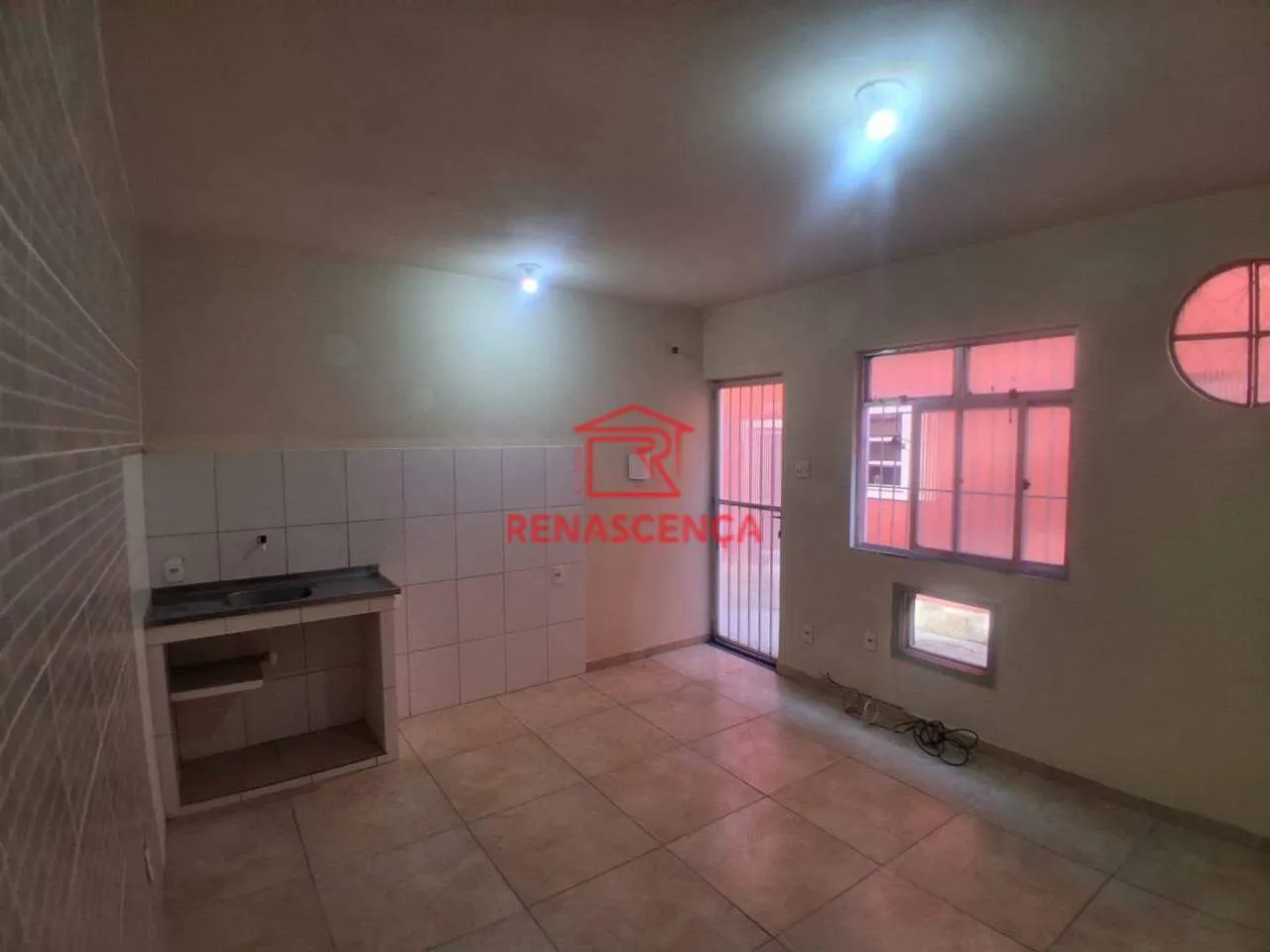 Studio kitnet with 1 bedroom and compact kitchenette — photo 3