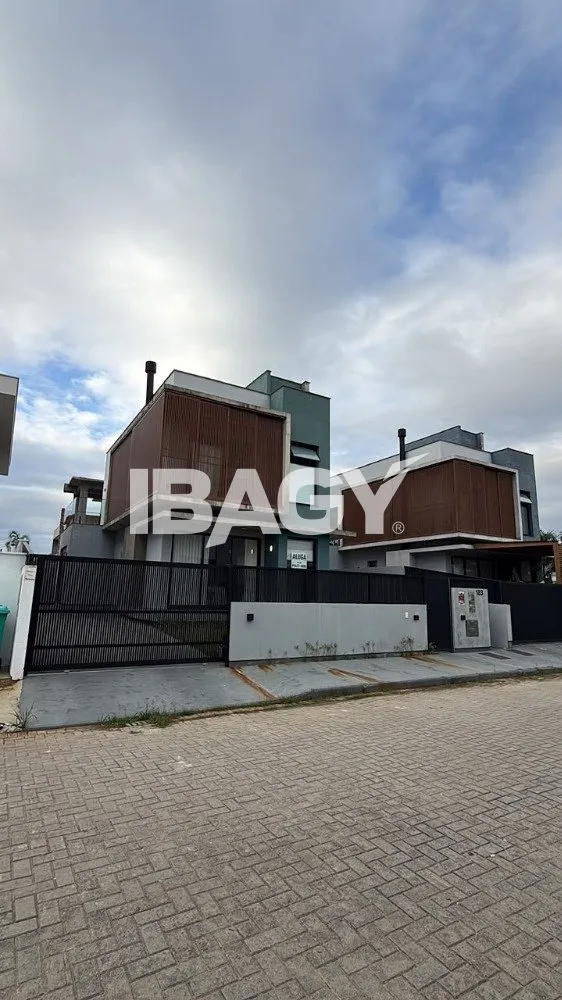Casa en condominio con 4 dormitorios y cocina abierta — photo 9