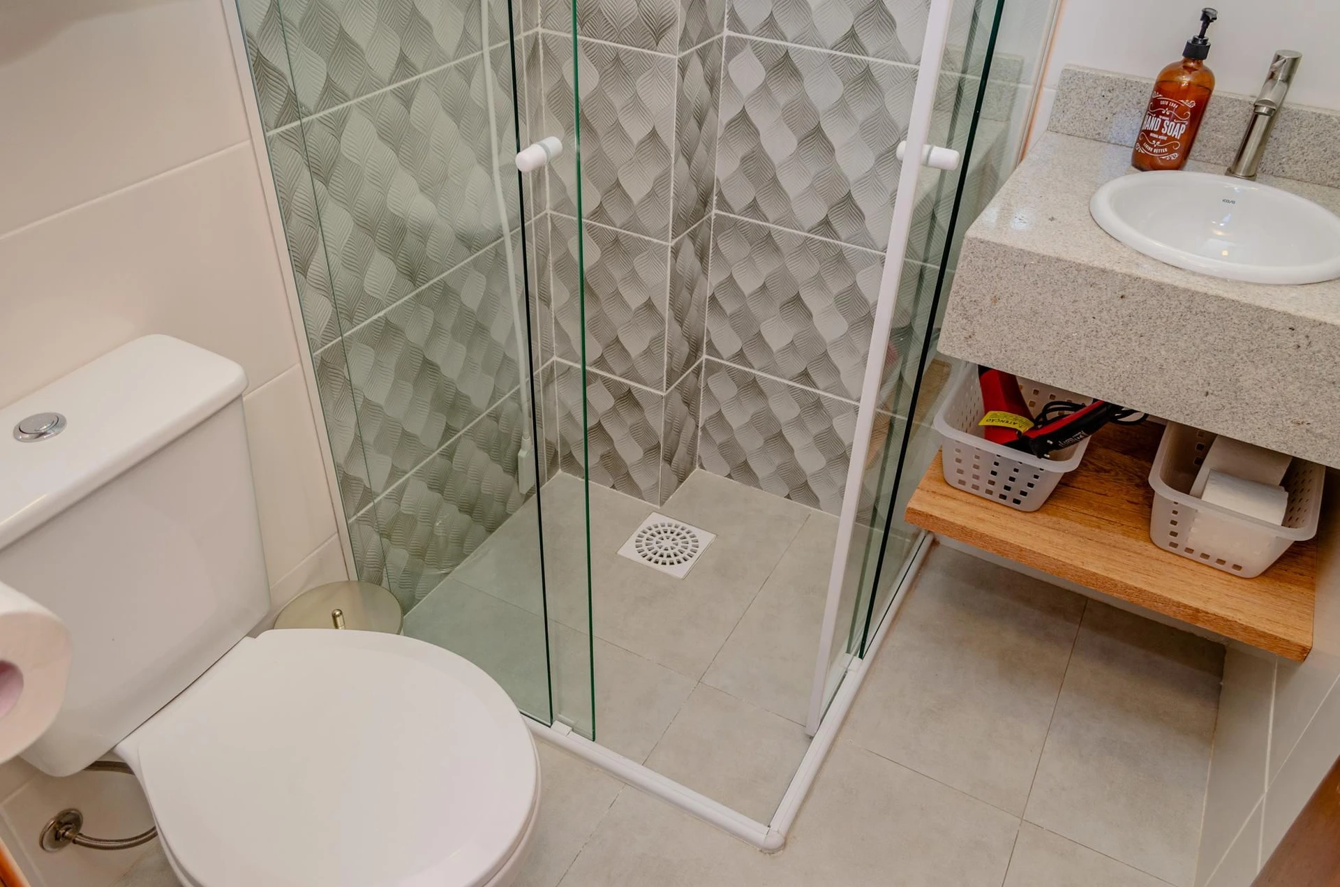 Departamento de 1 dormitorio con ventanales de piso a techo — photo 16