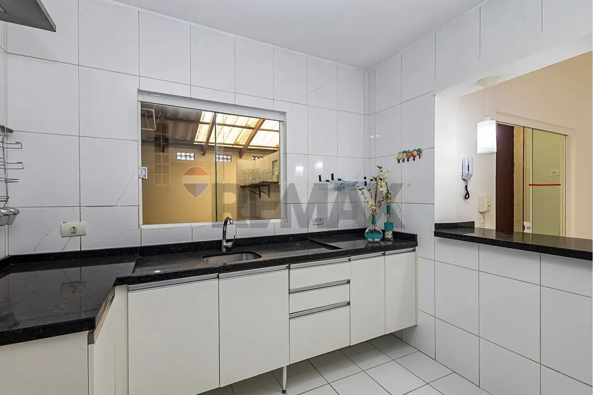 3-bedroom house with a grill on the balcony in Curitiba — photo 5