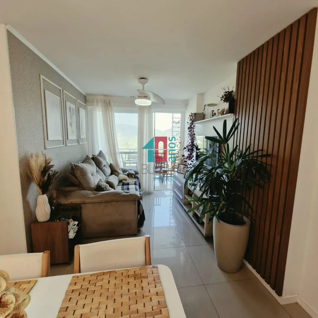 3-bedroom apartment in a building with a gym — photo 6