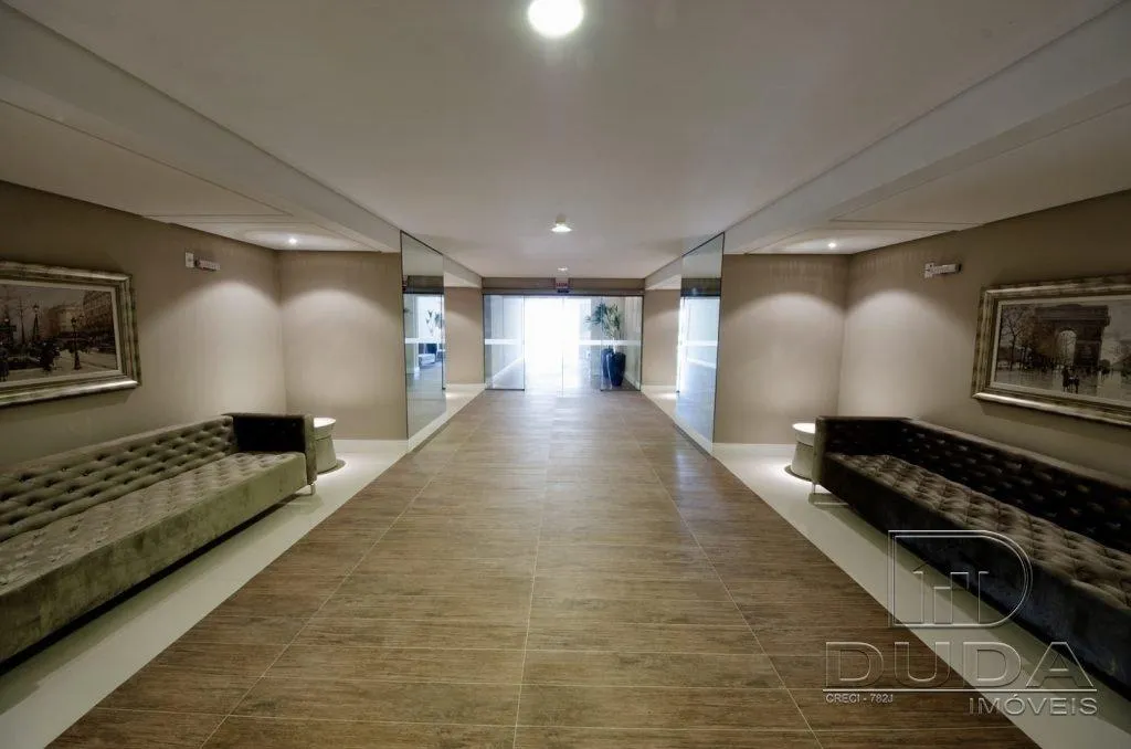 Apartment on the 11th floor with a glass-enclosed balcony — photo 33