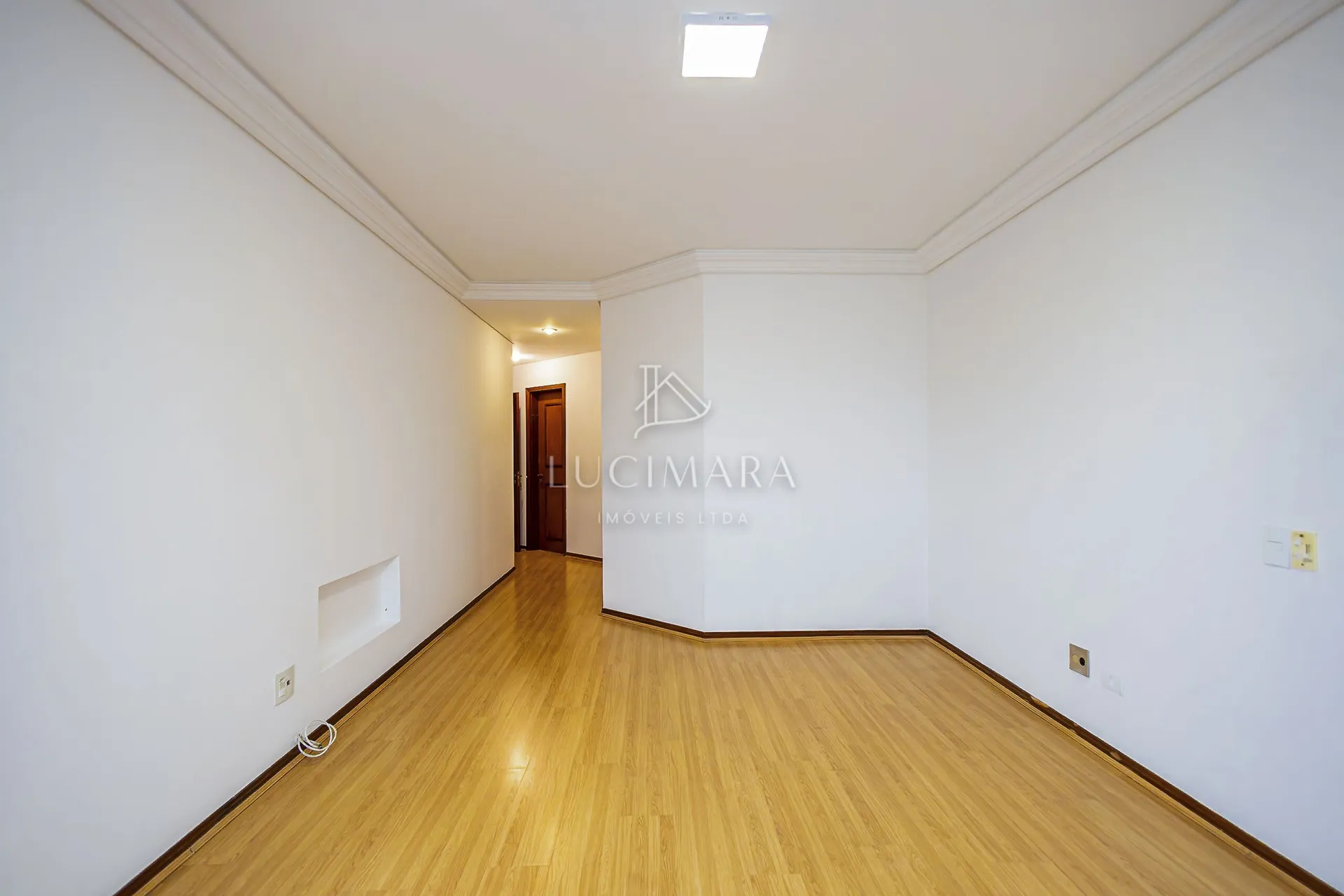 Незамеблированная квартира с 4 спальнями 427 м² — photo 68