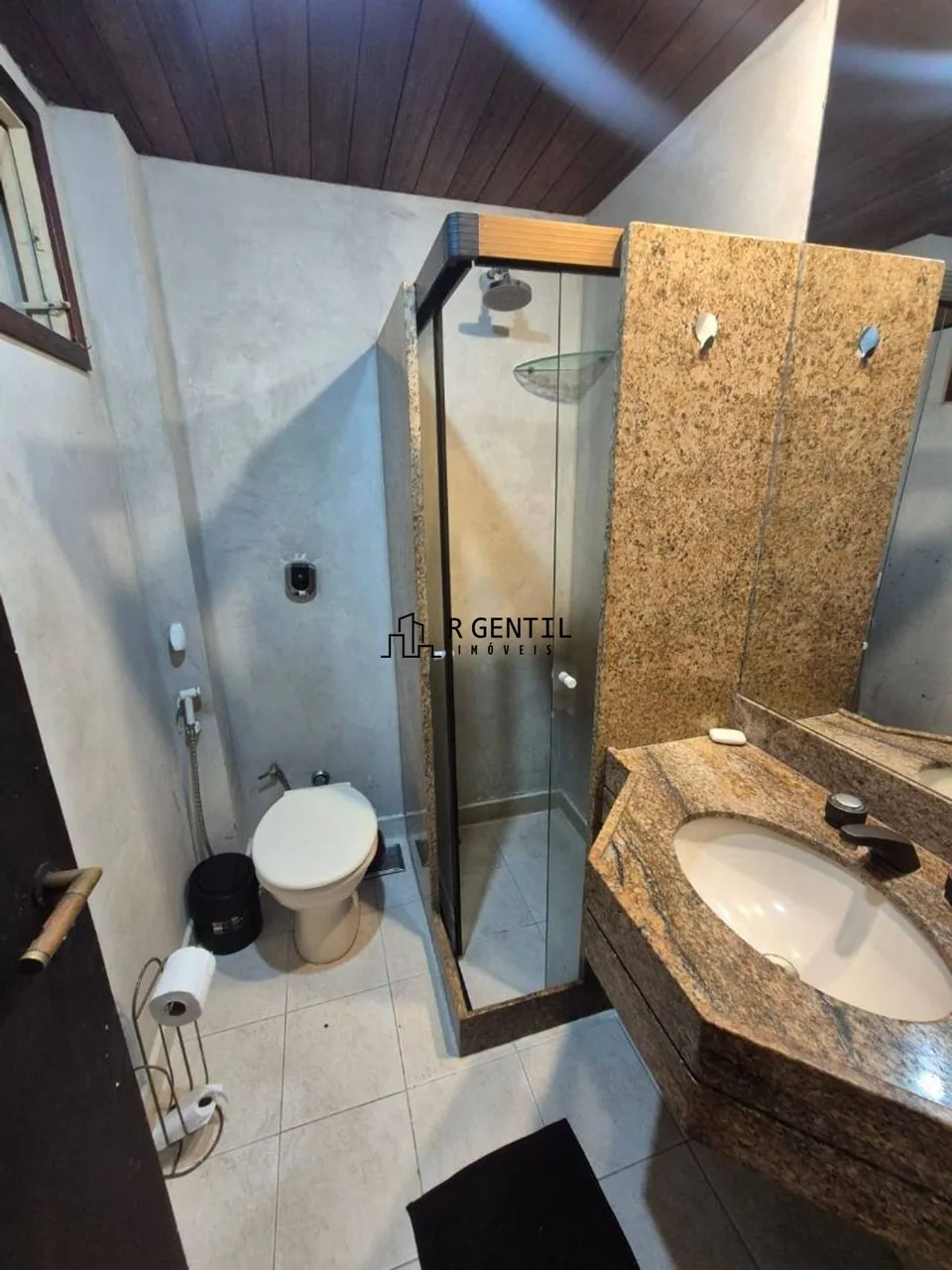 Unfurnished apartment with 3 bedrooms and a balcony — photo 7