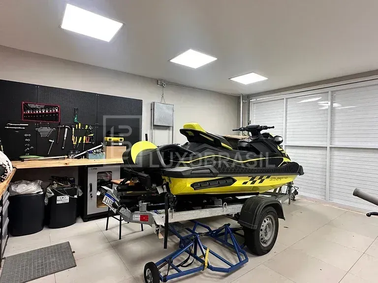 Casa moderna com 3 quartos e 5 vagas de garagem — photo 50