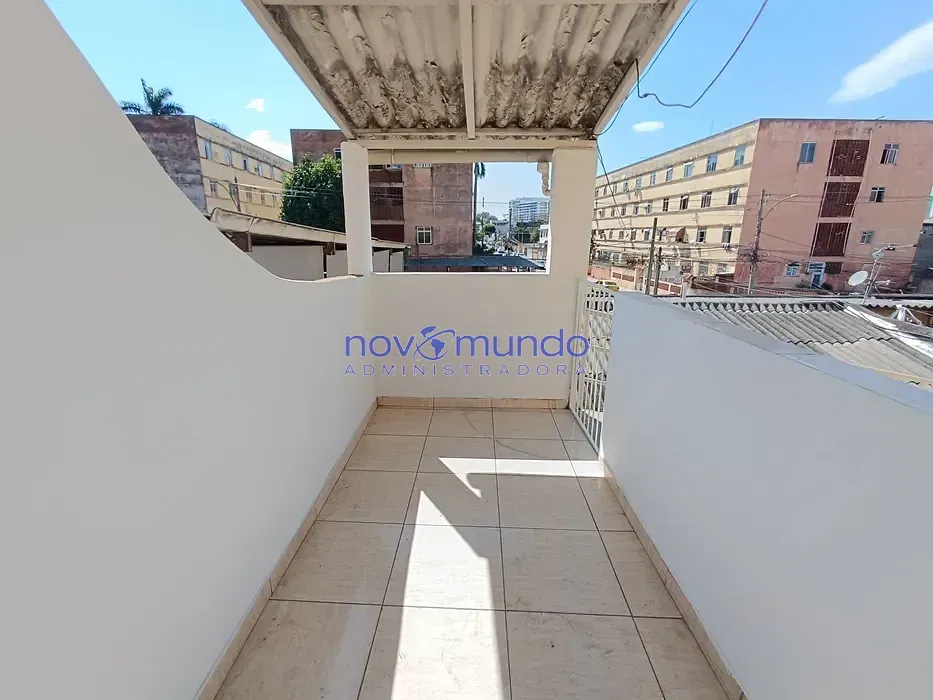 Unfurnished house with 2 bedrooms, 1 bathroom and balcony — photo 9