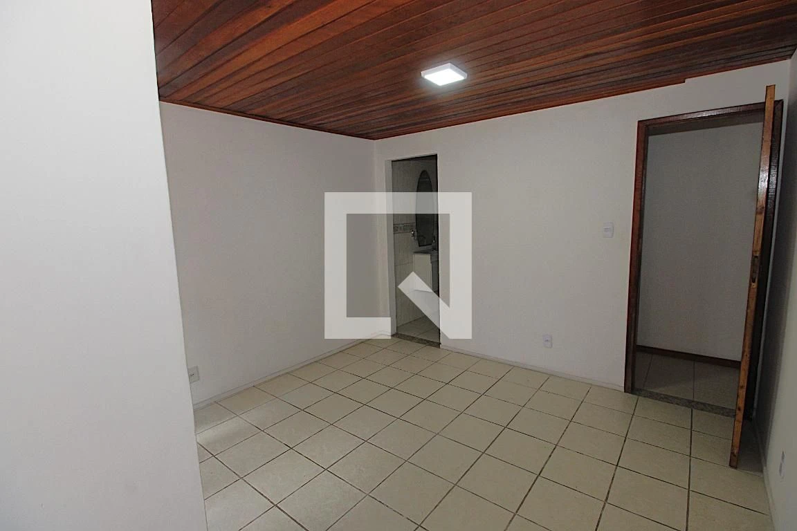 Casa de 3 quartos com banheira — photo 33