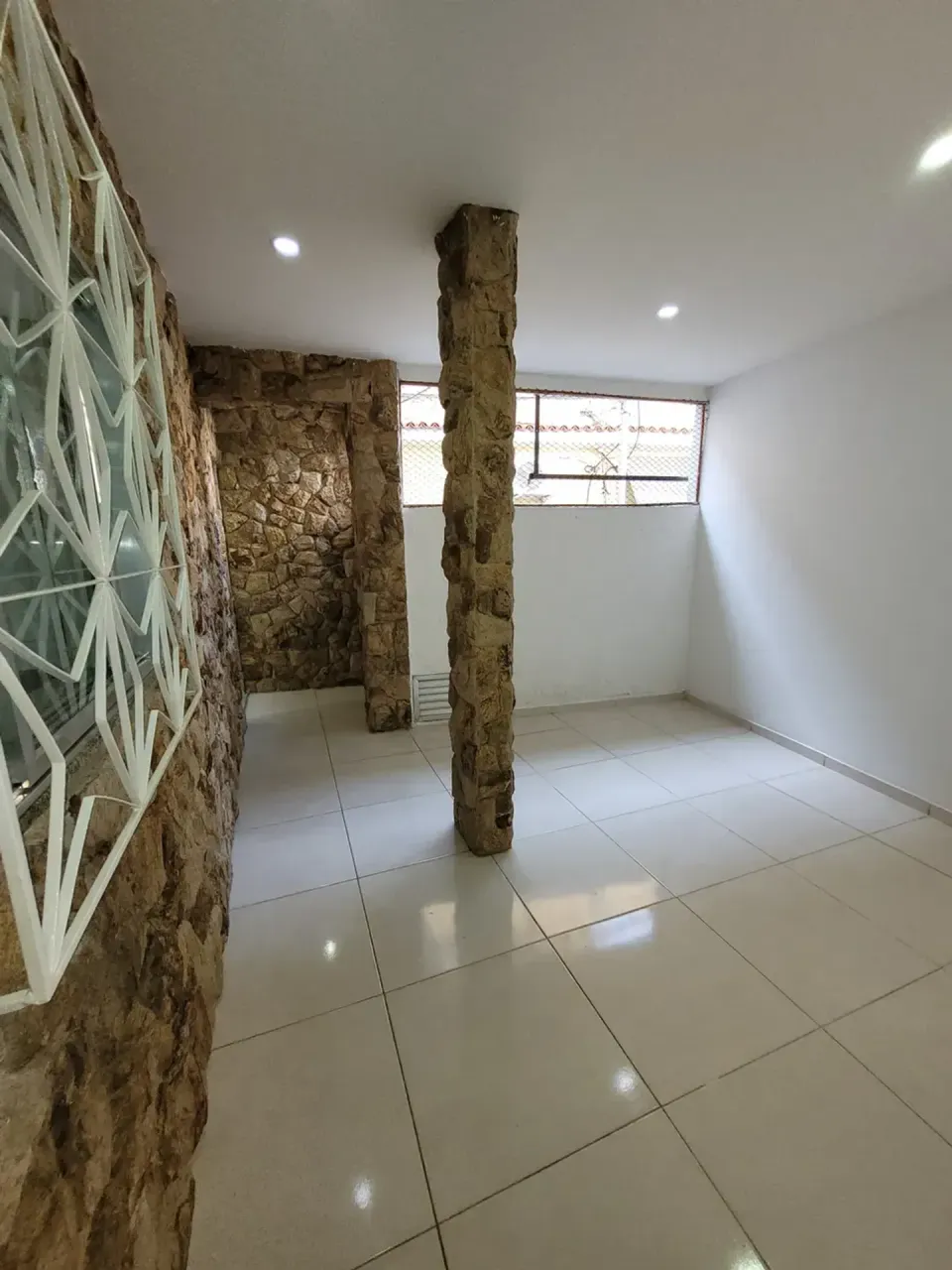 Casa de vila reformada com 2 quartos e cozinha fechada — photo 17