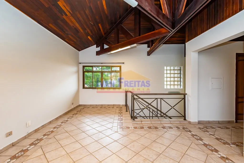 House with 5 bedrooms and balcony, plus 5 parking spots — photo 59