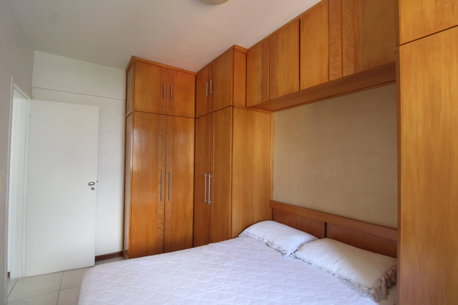 Apartamento mobiliado com 2 quartos e máquina de lavar — photo 18