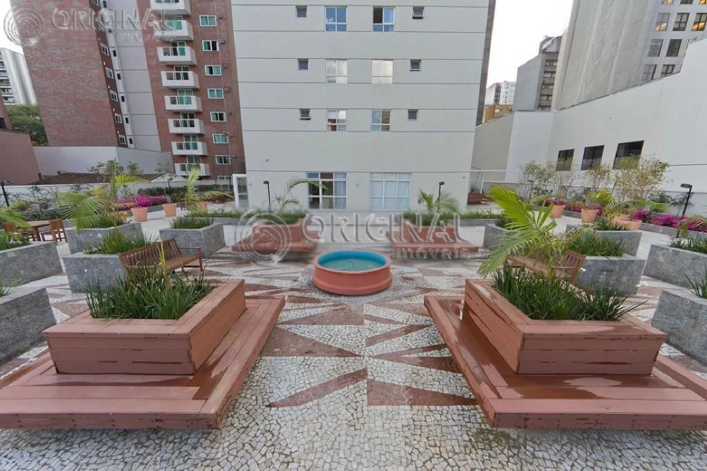 One-bedroom apartment in a building with an indoor pool — photo 20
