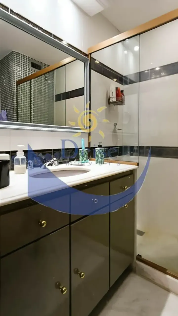 Furnished apartment, 80 m², with wood or laminate floors — photo 12