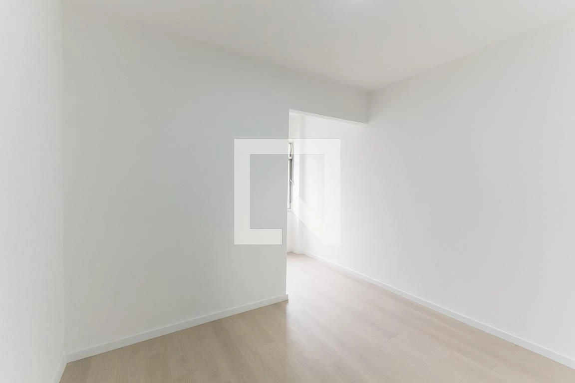Apartamento de 2 quartos com varanda envidraçada — photo 10