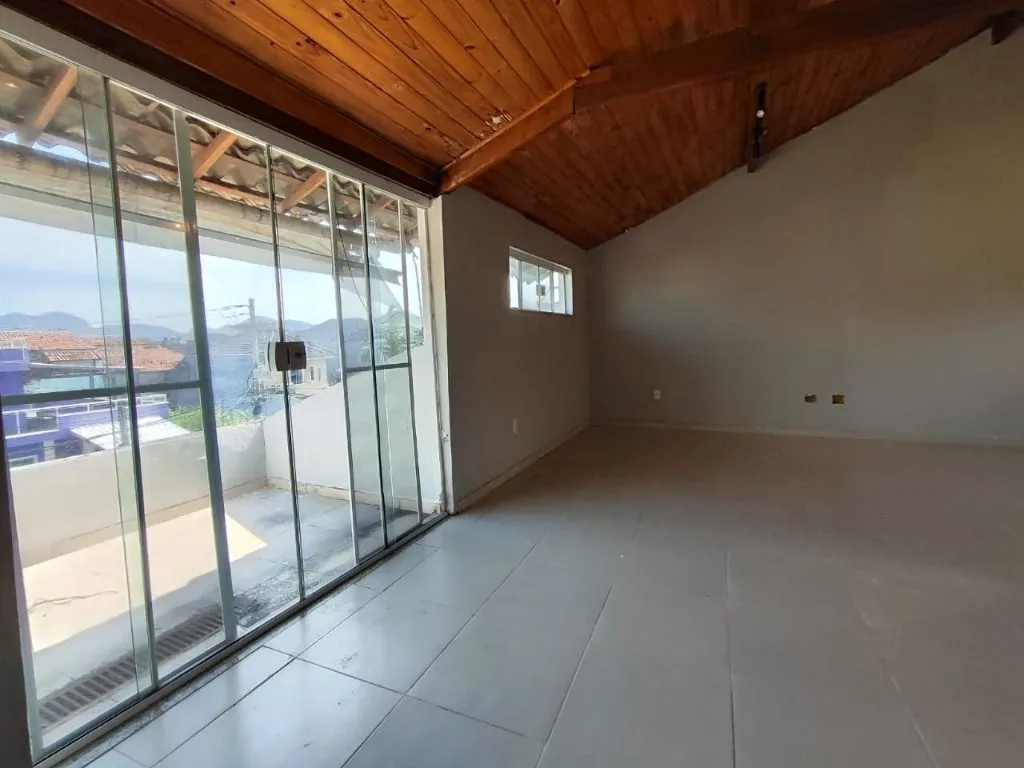 House with 5 bedrooms, 5 bathrooms, 400 m² — photo 28