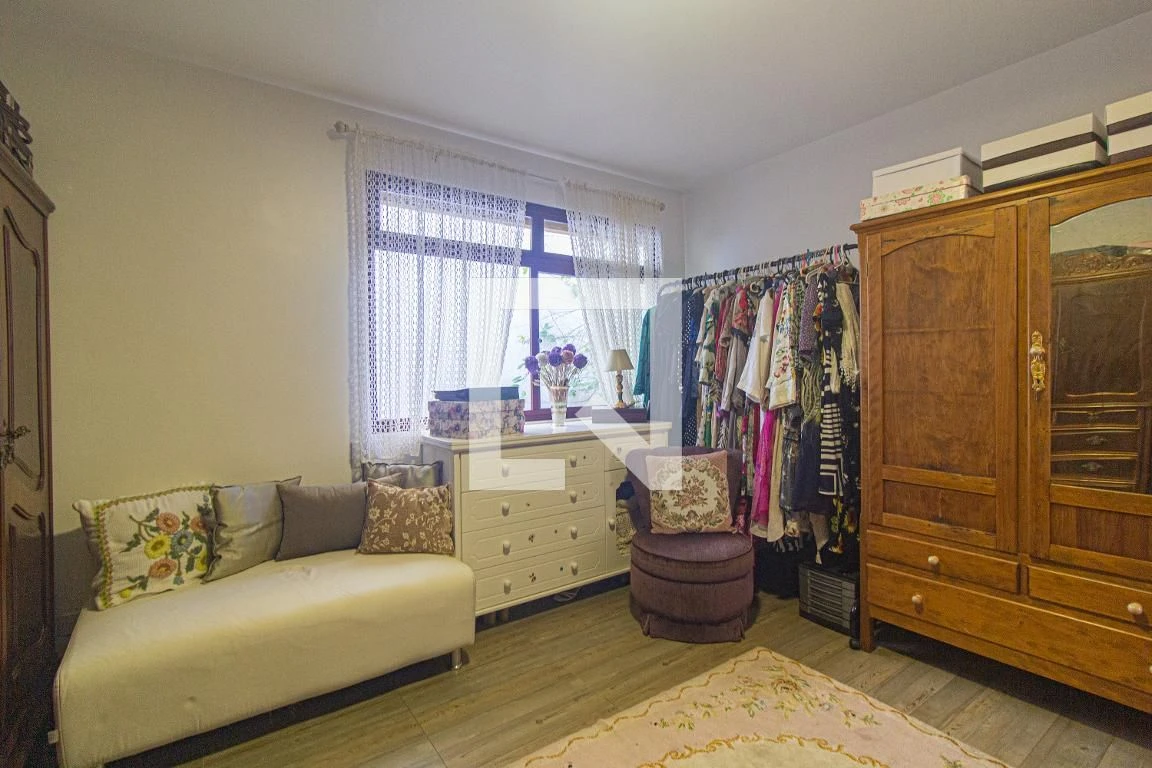 Ванна та 4 спальні: будинок 350 м² — photo 58