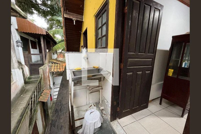 Casa com 2 quartos e varanda, 50 m² — photo 17