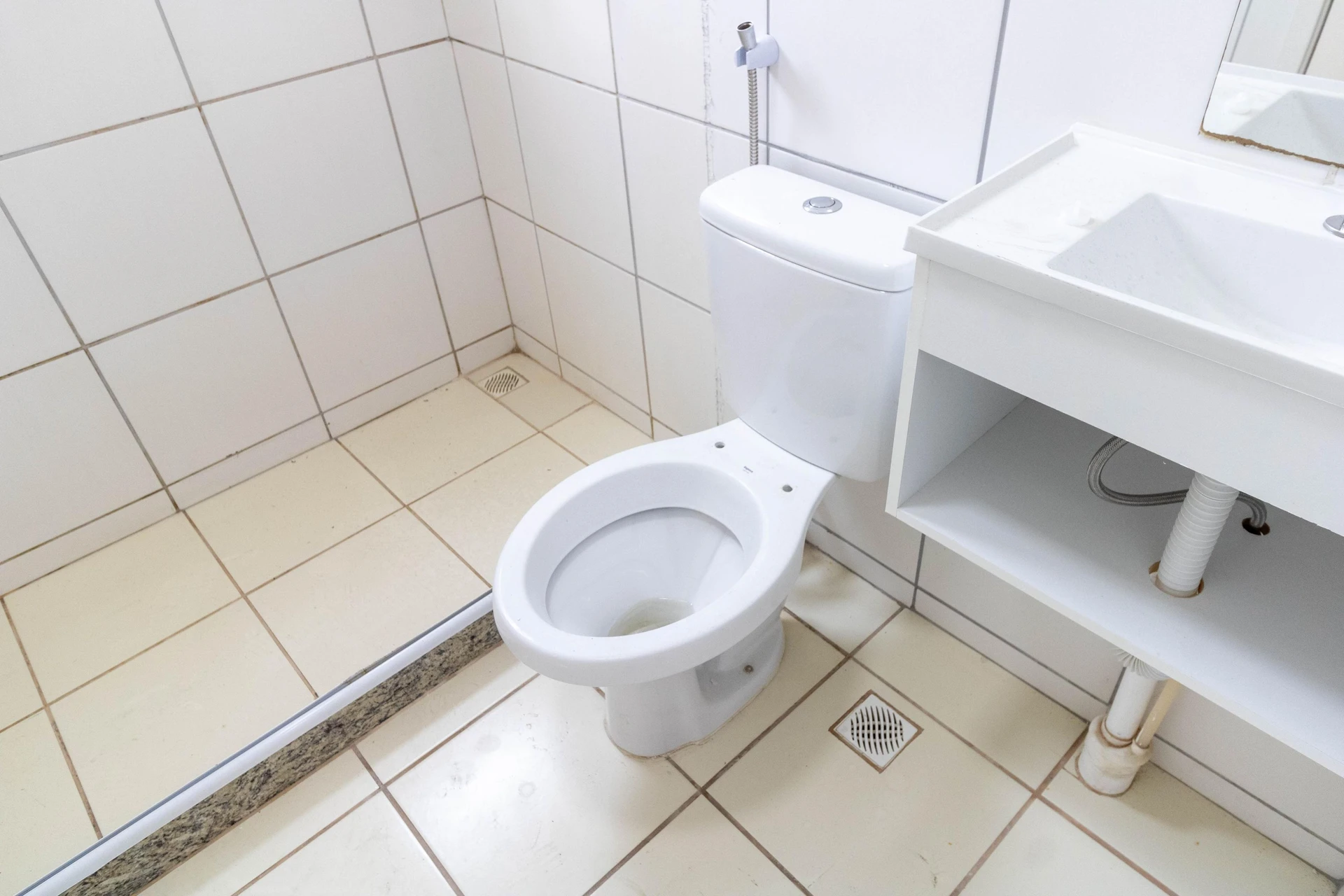 Apartamento de 2 quartos em condomínio com academia — photo 4