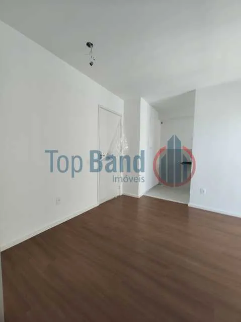 Furnished apartment with 2 bedrooms and a balcony — photo 18