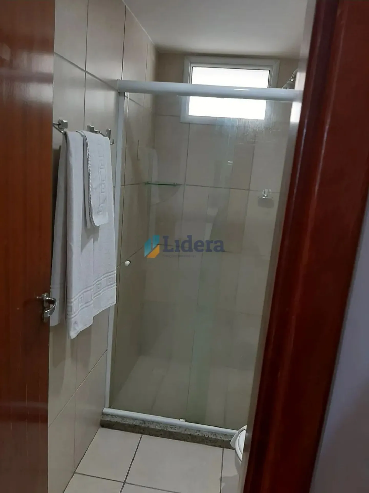 1-bedroom apartment with en-suite bathroom and A/C — photo 10