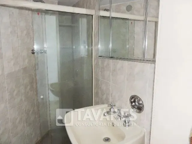 Unfurnished rental apartment with 3 bedrooms and 3 baths — photo 3