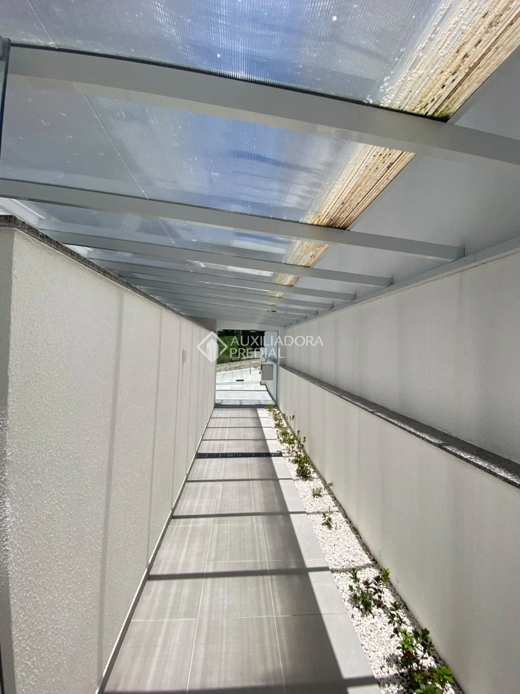 Apartment, 59 m², with a grill on the balcony — photo 17