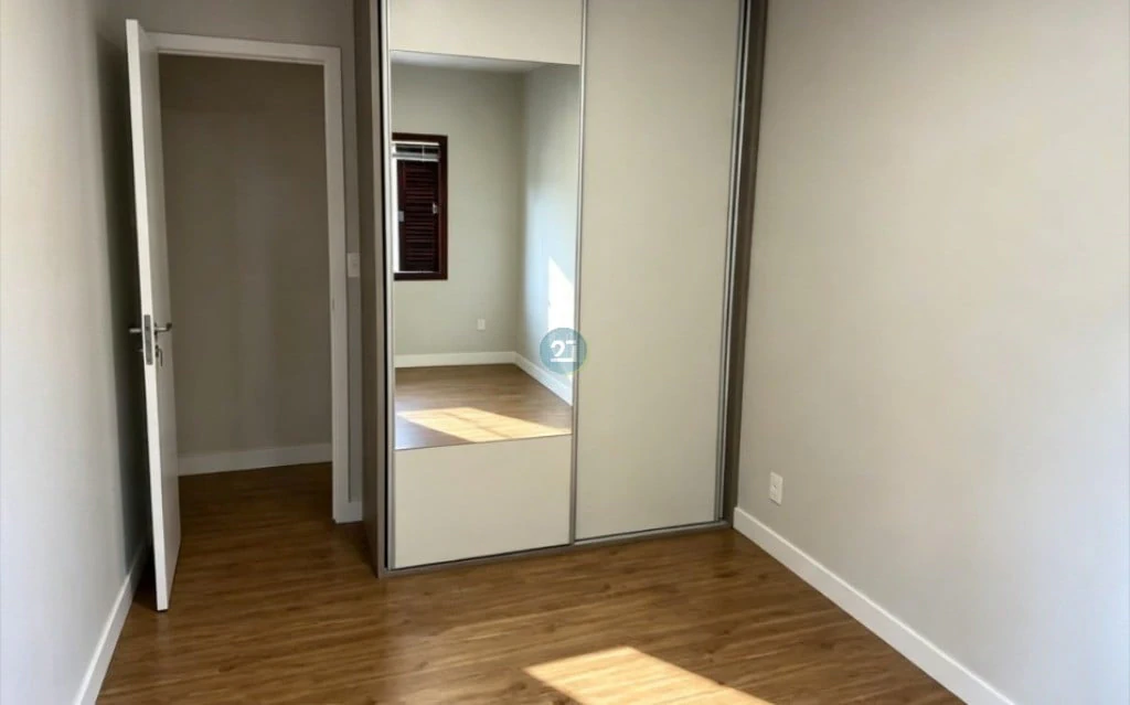 Casa amplia con 4 dormitorios, 4 baños y 3 plazas — photo 16