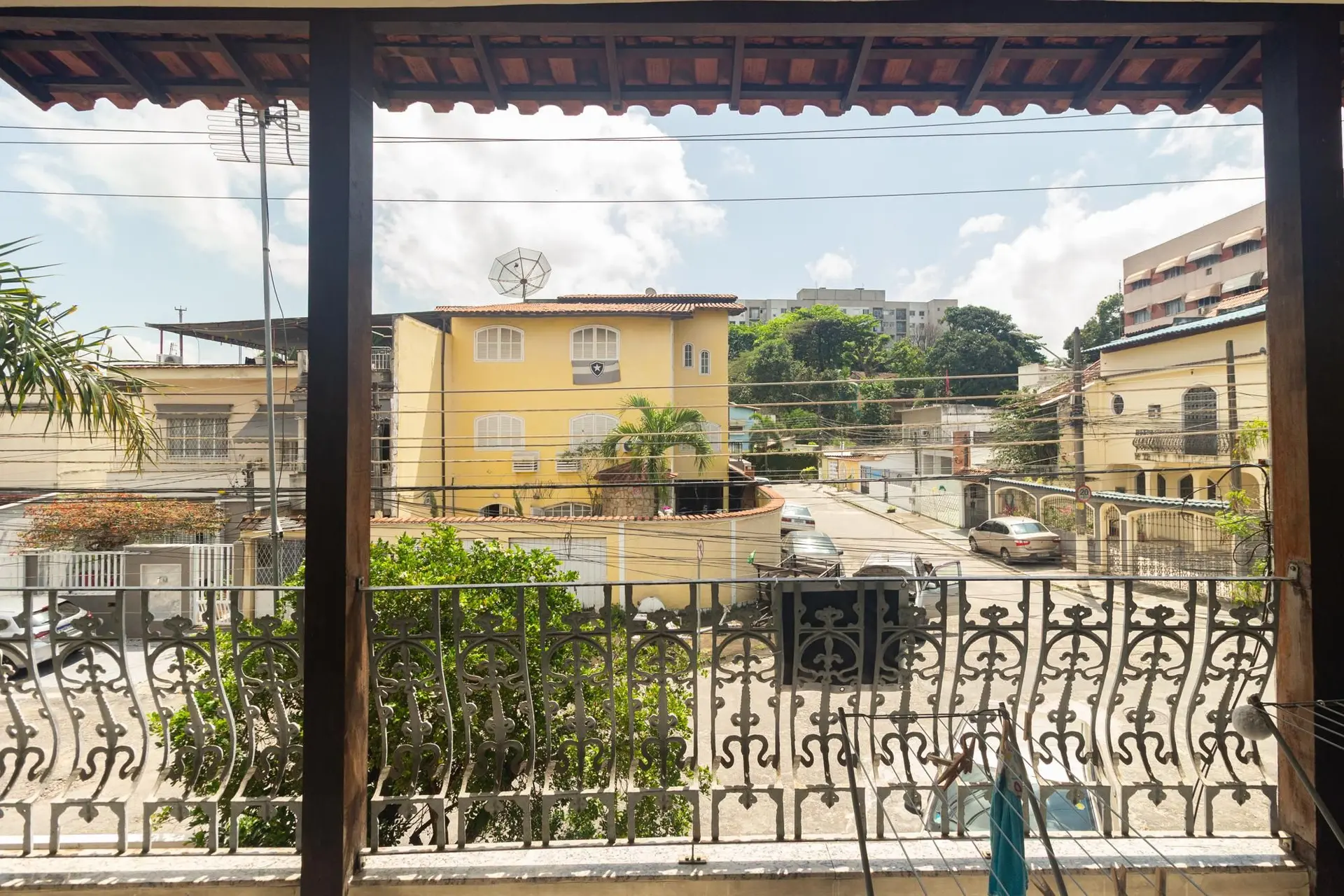 Casa de 100 m² com jardim e máquina de lavar — photo 3