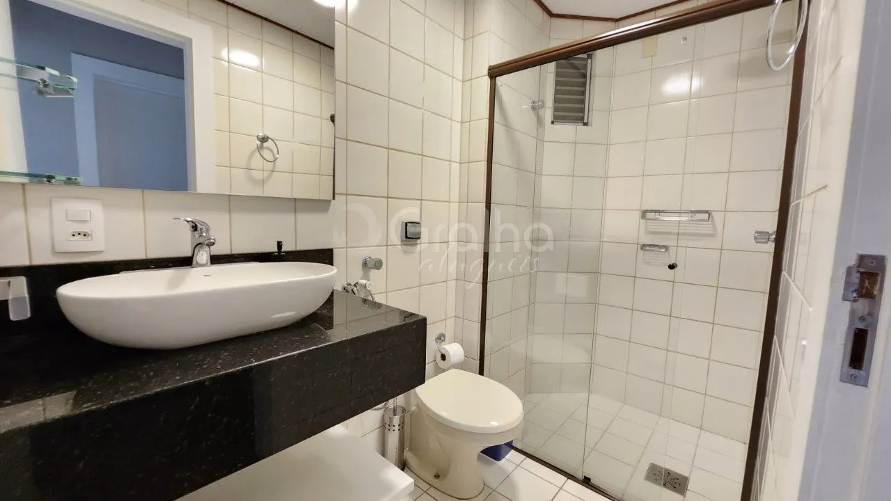 Меблированная квартира с 3 спальнями и застеклённым балконом — photo 22