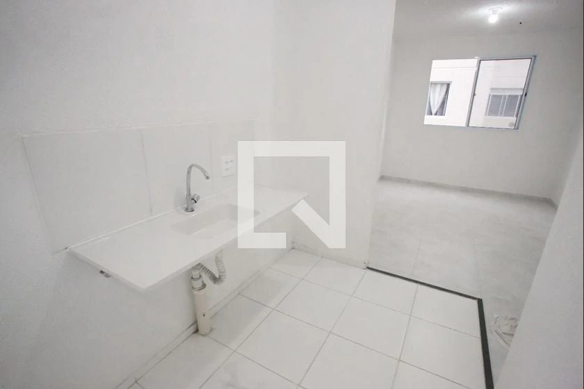 Невмебльована квартира 42 м² з 2 кімнатами та паркомісцем — photo 7