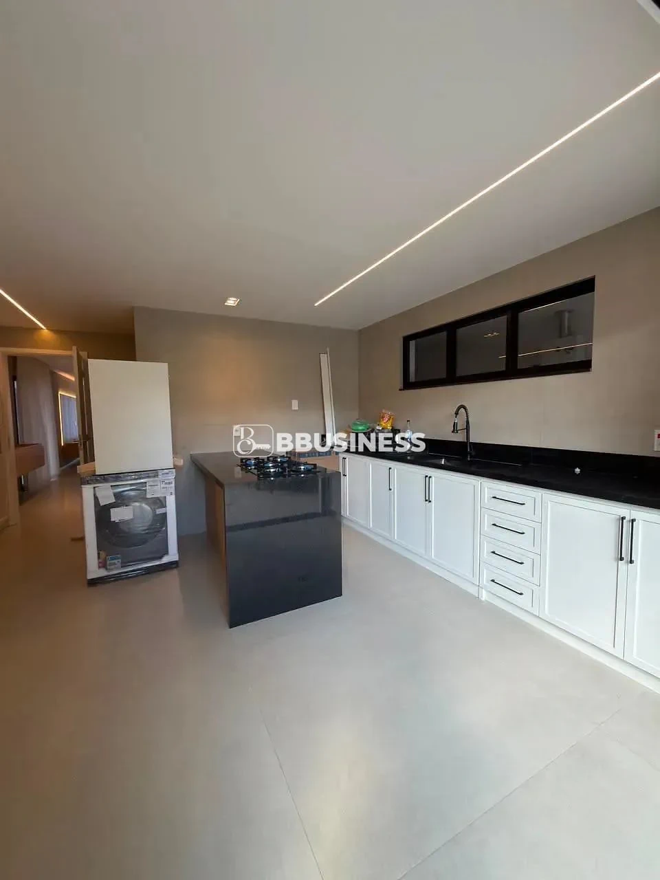 Casa com 3 quartos, 1 suíte e cozinha aberta moderna — photo 2
