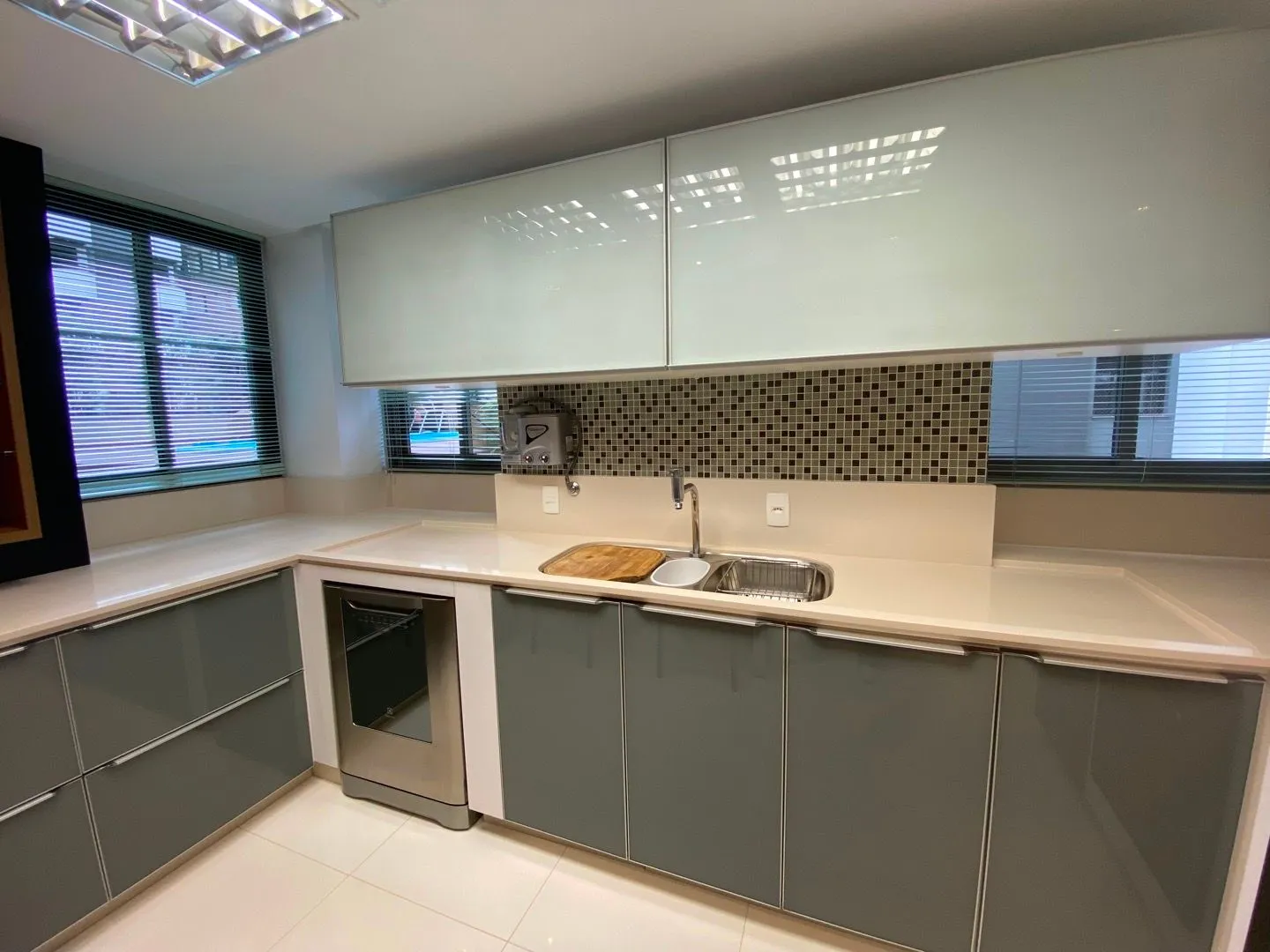 Балкон з грилем та 3 спальні: квартира 397 м² — photo 3