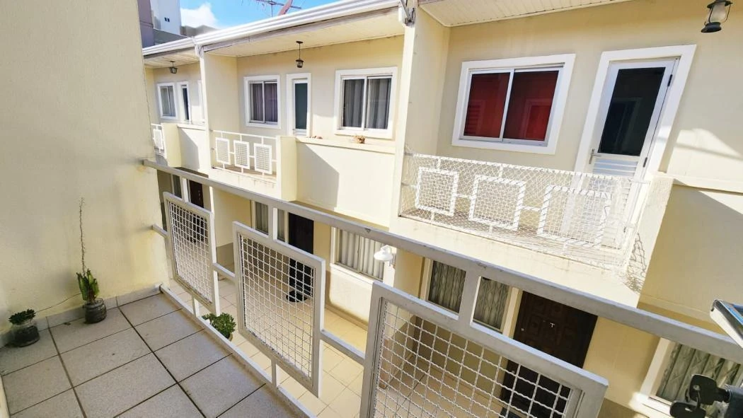 3 quartos e piso de madeira ou laminado: casa de 110 m² — photo 4