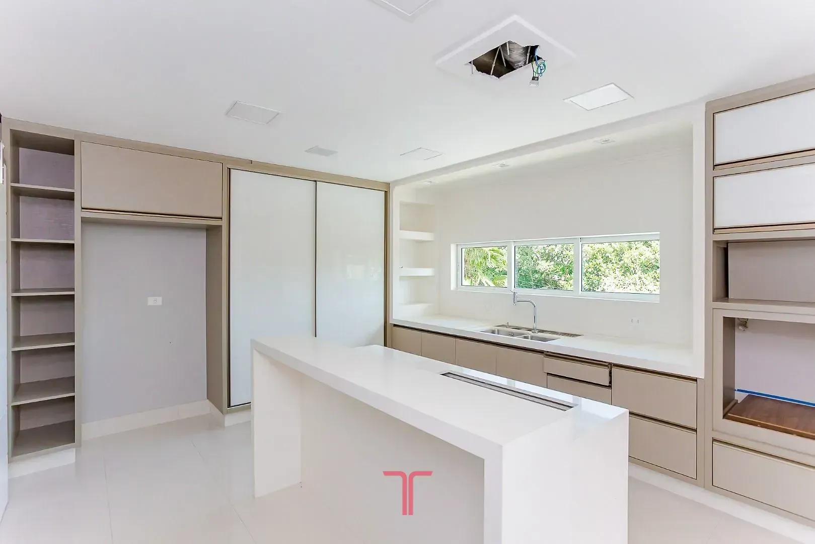 Дом 550 м² с 5 спальнями и приватным садом — photo 69